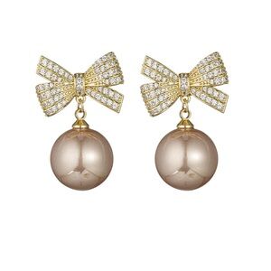 Eye Candy LA Luxe Alex Goldtone Elegant Gold and Cream Bow Earrings